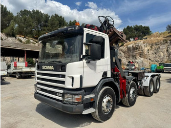 Hákový nosič kontejnerů SCANIA 124