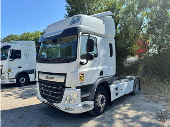 Tahač DAF CF 450