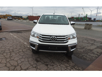 Nový Pick-up Toyota Hilux / Revo Pick-up double cabin pack security 2.4L Turbo Diesel Manual: obrázek 2