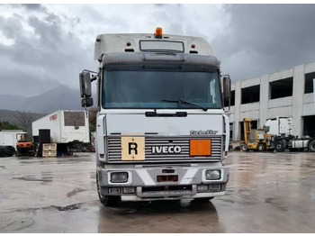 Tahač IVECO