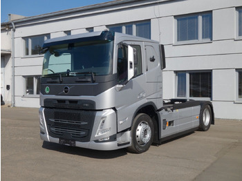 Přepravník automobilů VOLVO FM13 460