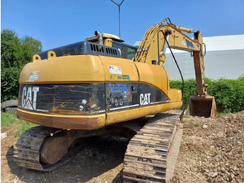 Pásové rýpadlo CAT 318C: obrázek 3