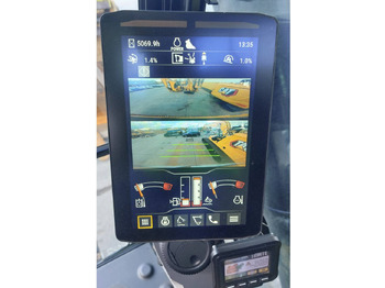 Pásové rýpadlo CAT 352: obrázek 5