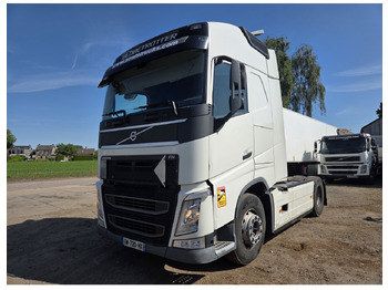 Tahač VOLVO FH 500