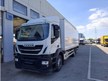 Chladírenský nákladní automobil IVECO Stralis