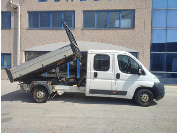 Dodávka sklápěč, Dodávka s dvojitou kabinou PEUGEOT Boxer 2.2 HDI: obrázek 5