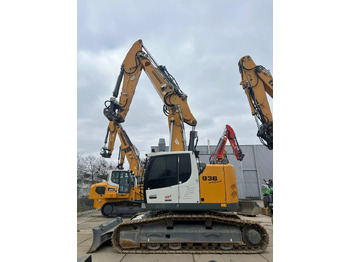 Pásové rýpadlo LIEBHERR R 936