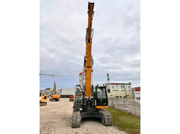 Pásové rýpadlo LIEBHERR R 926