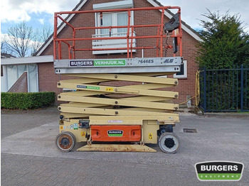 Nůžková plošina JLG