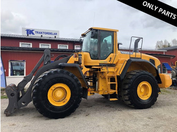 Kolový nakladač VOLVO L220G