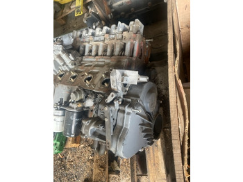Motor a díly pro Zemědělská technika Deutz BF4L1011 blok wał głowica 04178912: obrázek 2