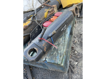 Hydraulický válec JCB