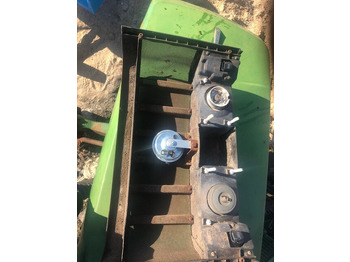 Mřížka pro Zemědělská technika John Deere 6000 , 6010 Grill przedni kompletny: obrázek 3