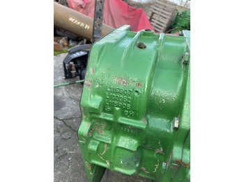 Transmise JOHN DEERE