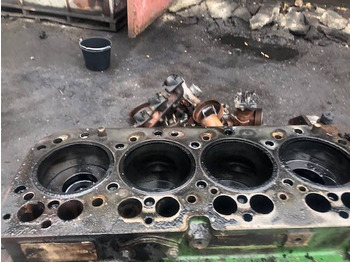 Blok válců JOHN DEERE