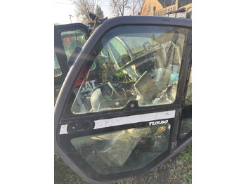 Dveře a díly MANITOU