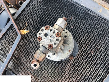 Motor a díly MANITOU