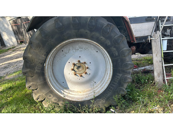 Kompletní kolo MASSEY FERGUSON