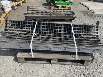 Náhradní díly MASSEY FERGUSON