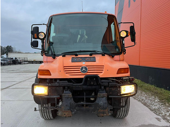 Zametací vůz Unimog U 300 4x4 TRILETY SK / 6918 hours: obrázek 3