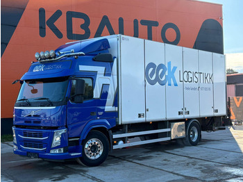 Skříňový nákladní auto VOLVO FM 330