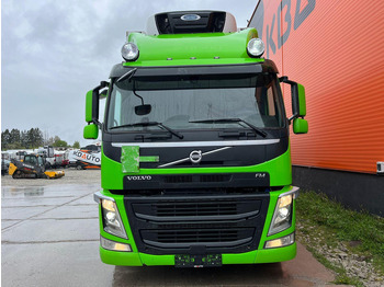 Chladírenský nákladní automobil Volvo FM 370 6x2*4 SUPRA 850 / BOX L=7430 mm: obrázek 3