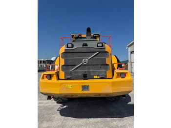 Kolový nakladač Volvo L180H: obrázek 3