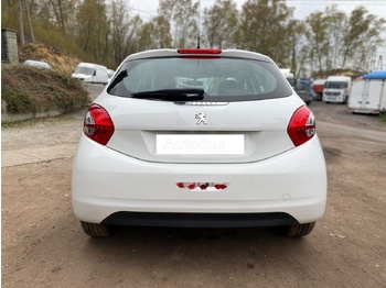 Hatchback Peugeot 208: obrázek 4