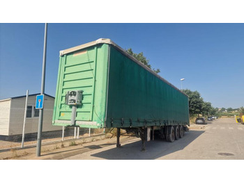 Plachtový návěs FRUEHAUF