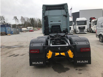 Tahač MAN TGS 33.510 6X6H Skogsmaskinsdragare: obrázek 5