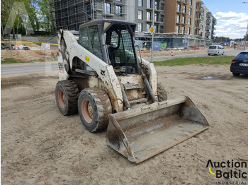Smykový nakladač BOBCAT S250