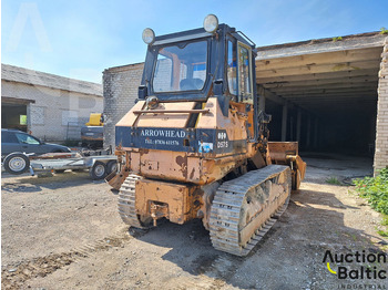 Pásový nakladač Komatsu D57S-1: obrázek 3