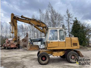Kolesové rýpadlo LIEBHERR A 900