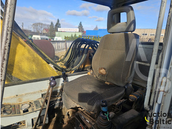 Pásové rýpadlo Liebherr R 902: obrázek 5