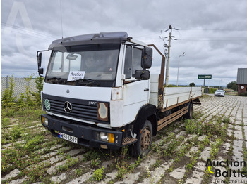 Nákladní automobil valníkový/ Plošinový MERCEDES-BENZ
