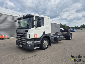 Podvozek s kabinou SCANIA P 450