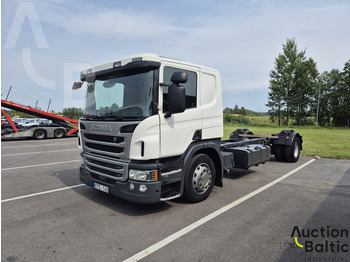 Podvozek s kabinou SCANIA P 450