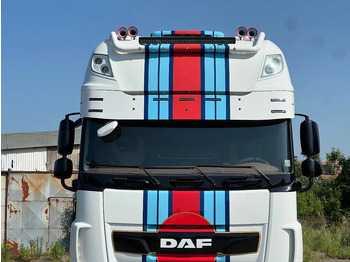 Tahač DAF XF 530 MARTINI RACING XF530 full options: obrázek 3