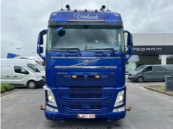 Tahač VOLVO FH 460