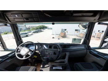 MAN 35.470 8x2 Kran F710 RA2.26 leasing MAN 35.470 8x2 Kran F710 RA2.26: obrázek 3