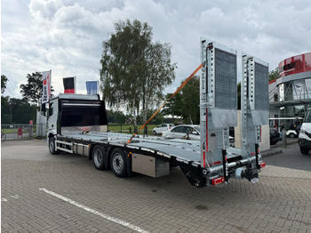 Nákladní automobil valníkový/ Plošinový Mercedes-Benz Actros mit Rampen, Maschinentransporter: obrázek 4