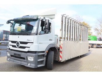 Nákladní automobil valníkový/ Plošinový, Auto s hydraulickou rukou Mercedes-Benz Axor  1833 L - Glastransporter Kran Palfinger: obrázek 2
