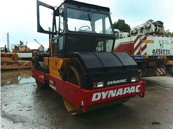 Válec DYNAPAC CC421: obrázek 3 Válec DYNAPAC CC421: obrázek 3