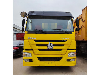 Sklápěč SINOTRUK HOWO