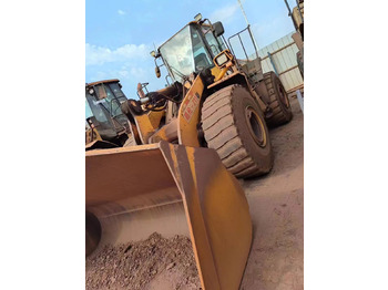 Kolový nakladač KOMATSU WA470-6
