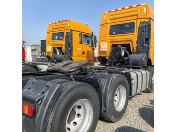Tahač SHACMAN M3000 6x4: obrázek 3