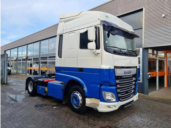 Tahač DAF XF 106 440