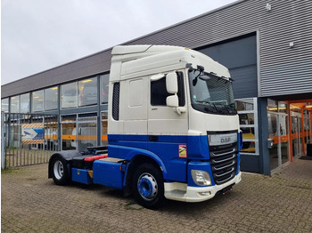 Tahač DAF XF 106 440