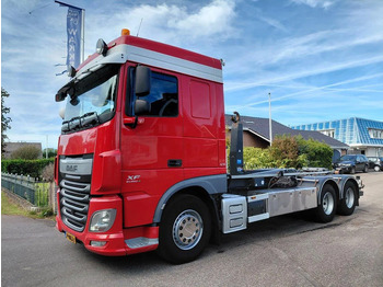 Hákový nosič kontejnerů DAF XF 460
