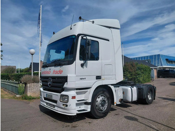 Tahač MERCEDES-BENZ Actros 1841